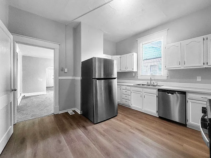 4 bed, 2.0 bath, 1470 sqft, $1,470 — Photo 3