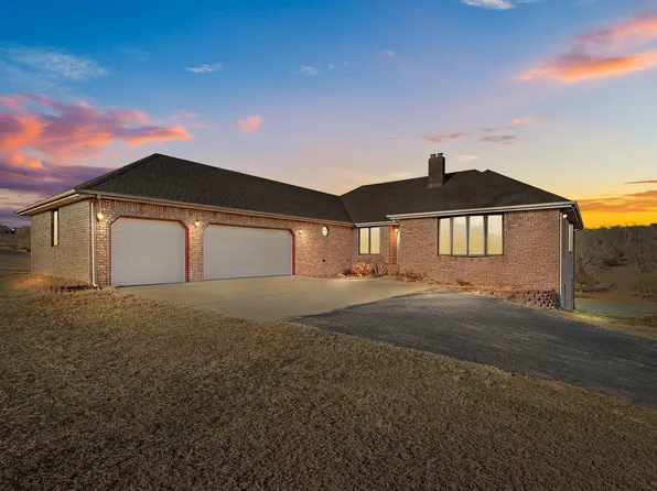 785 E River Bluff Drive, Ozark, MO 65721