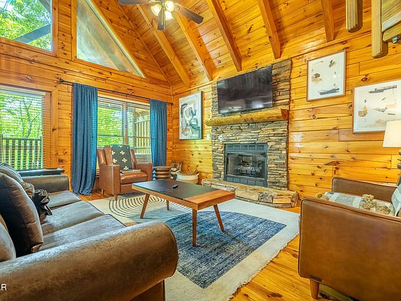 5th image of 4431 Forest Vista Way