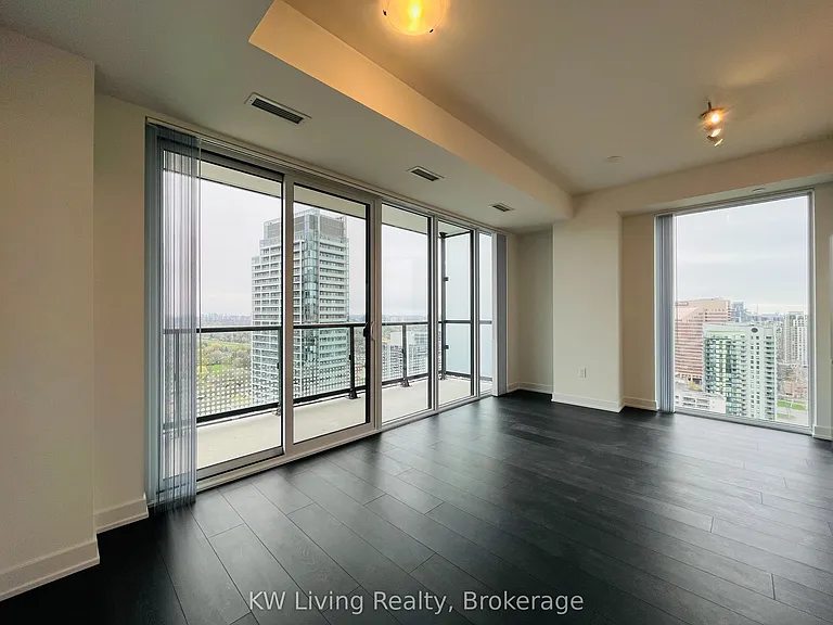 5858 Yonge St #2815 — Photo 4