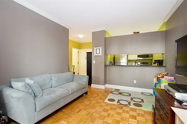 Sold by Citi Habitats | media 8