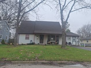 721-1 Heritage Rd, Valparaiso, IN 46385