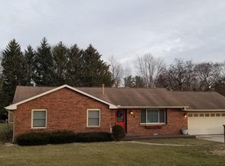 506 Southwood Dr, Mahomet, IL 61853