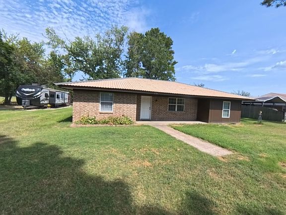 2nd image of 174 Hummingbird Cir