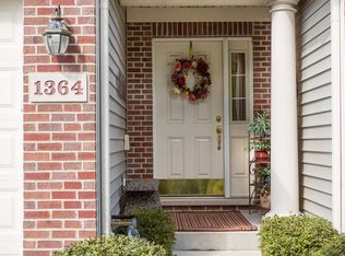 1364 Prairie View Pkwy, Cary, IL 60013