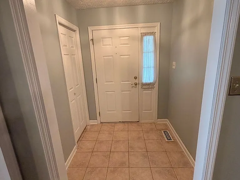 711 Marlin Ln — Photo 11