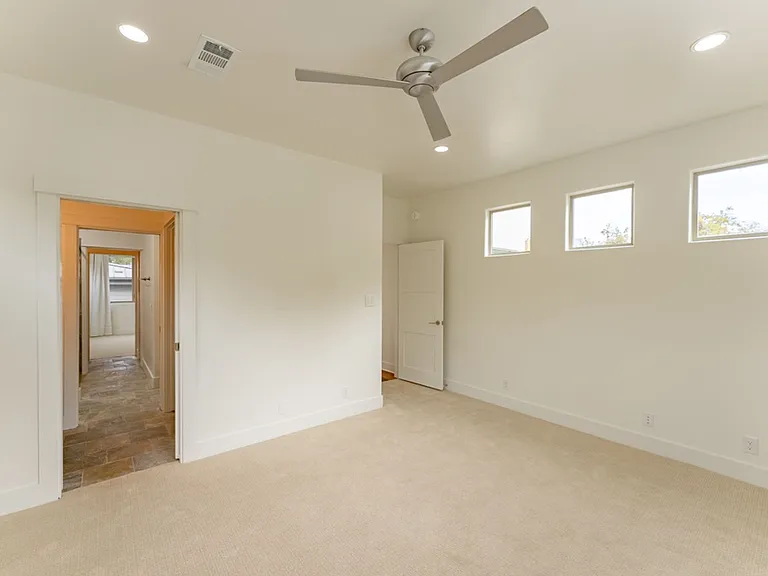 716 Post Oak St — Photo 27