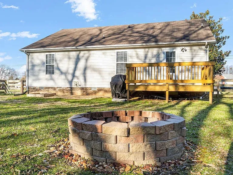 810 Buckhorn Dr — Photo 20