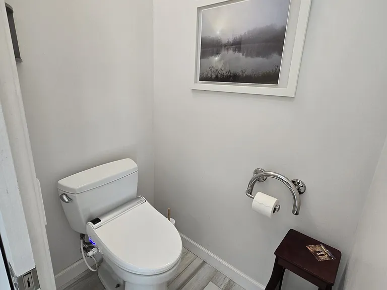 8198 Foxchase Cir — Photo 25