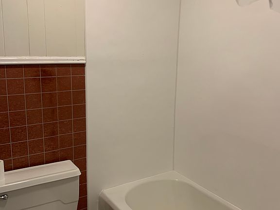 2nd image of 1052 Iberia St