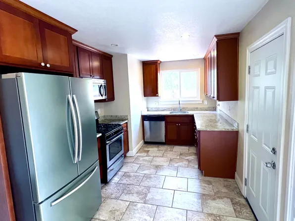 3200 Bonifacio St, Concord, CA 94519