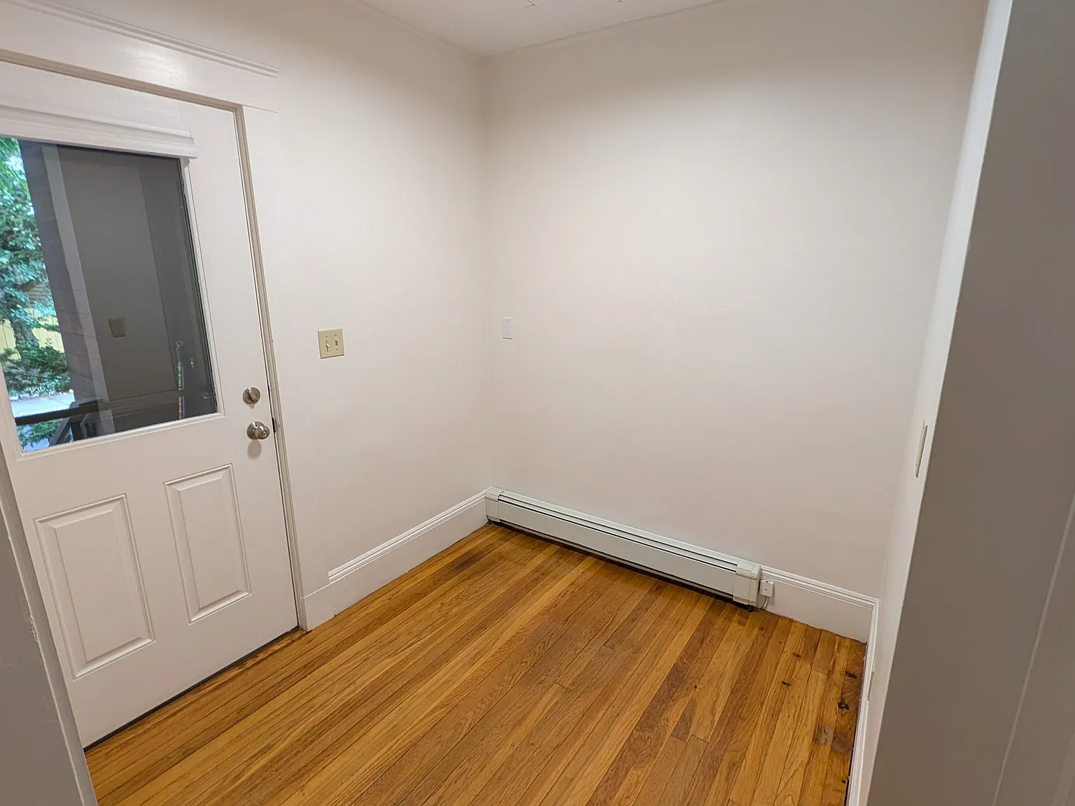 2 bed, 1200 sqft, $3,100 — Photo 4