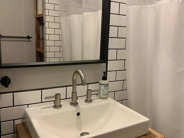 805 W Christopher Dr — Photo 28