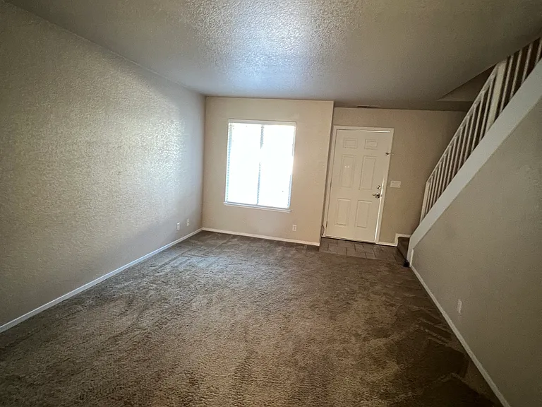 1125 Sheridan Ave #67 — Photo 5