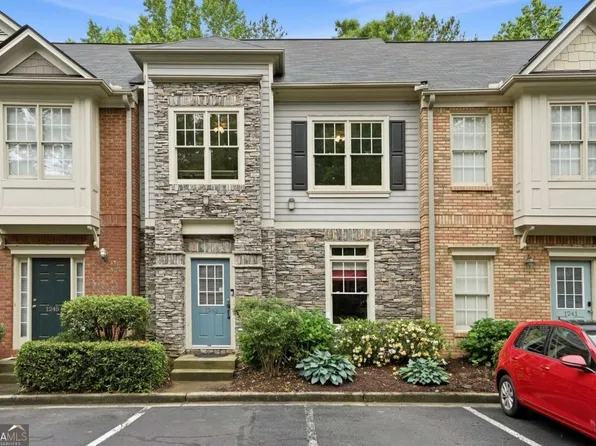 1243 Harris Commons Pl, Roswell, GA 30076
