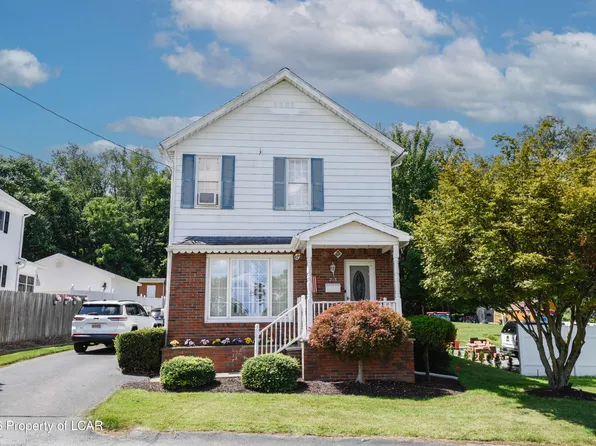 216 Phoenix St, Duryea, PA 18642