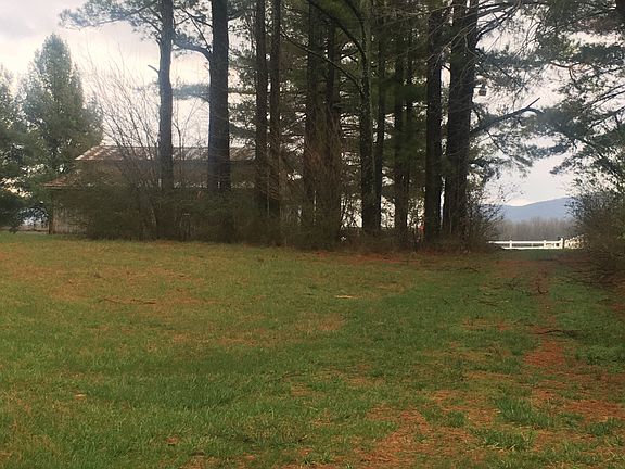 5th image of 2406 Blue Springs Rd