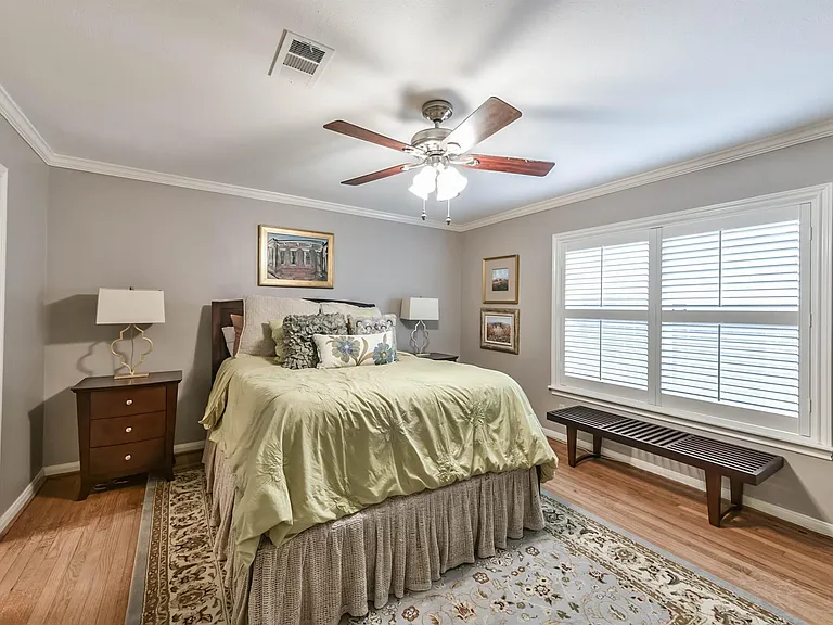 906 Bay Oaks Rd — Photo 17
