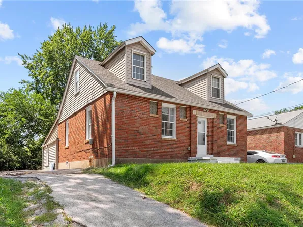 1131 N Florissant Rd, Saint Louis, MO 63135