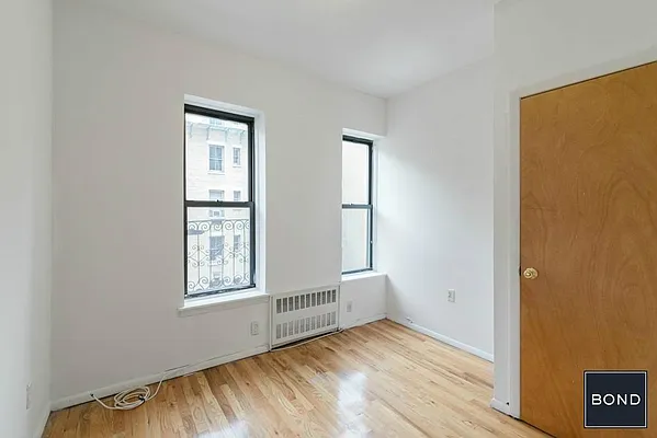 Rented by Bond New York | media 5