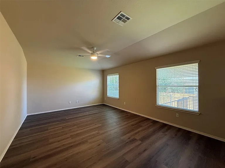 2520 Butler Way — Photo 7