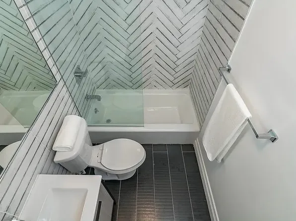 656 Chauncey Street image 4 of 4