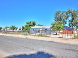 215 Amador Ave, Modesto, CA 95358
