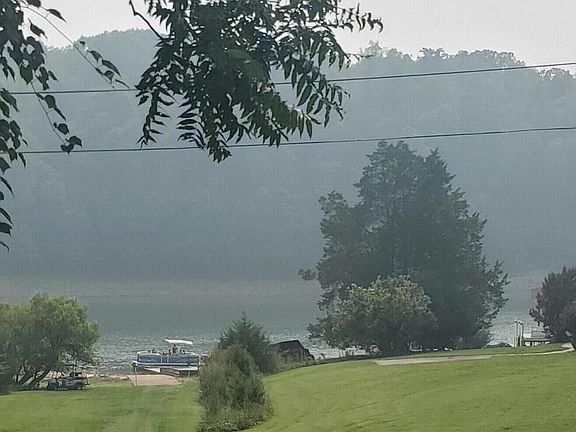 4th image of 0 Bull Run Dr #13