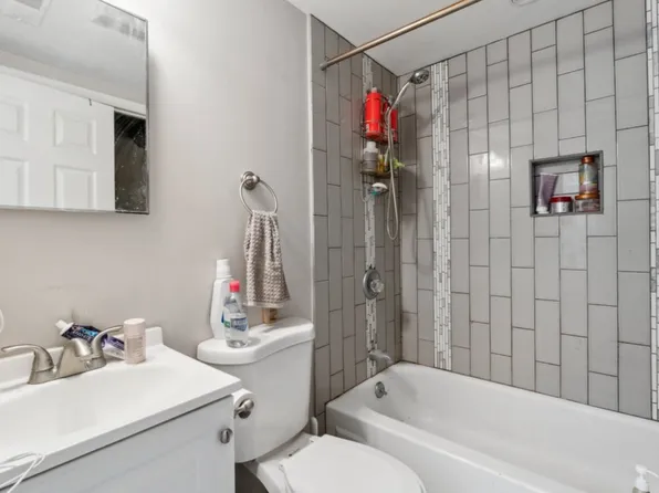 729 S Bond St APT 8, Baltimore, MD 21231