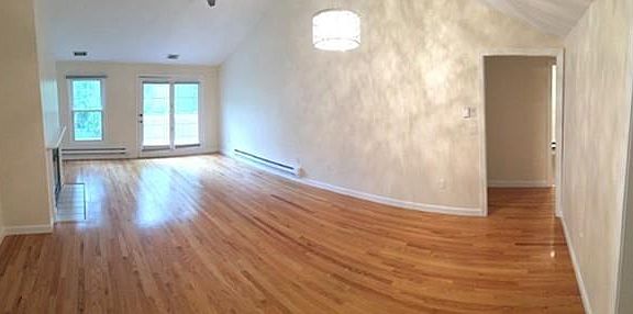 2nd image of 28 Essex Green Ln #C