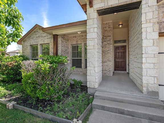 2nd image of 6704 Rosita Oak Dr