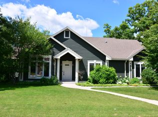 12373 W Crossing Blvd, Greenfield, WI 53228