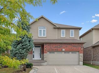 329 Westpark Cres, Waterloo, ON N2T0A3