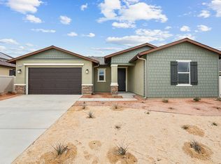 5538 W Avenue K #13, Lancaster, CA 93536