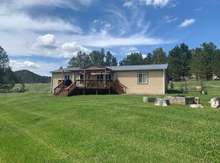 922 Burlington St, Pringle, SD 57773