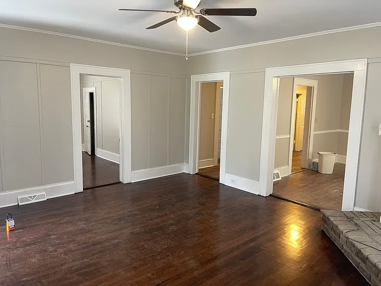 2417 Statesville Blvd — Photo 11