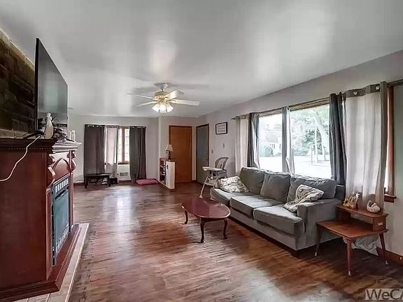 3rd image of 1200 Belvidere Ave