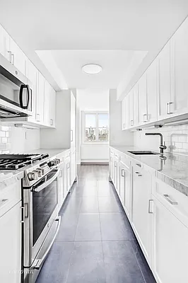 Sold by Corcoran | media 7