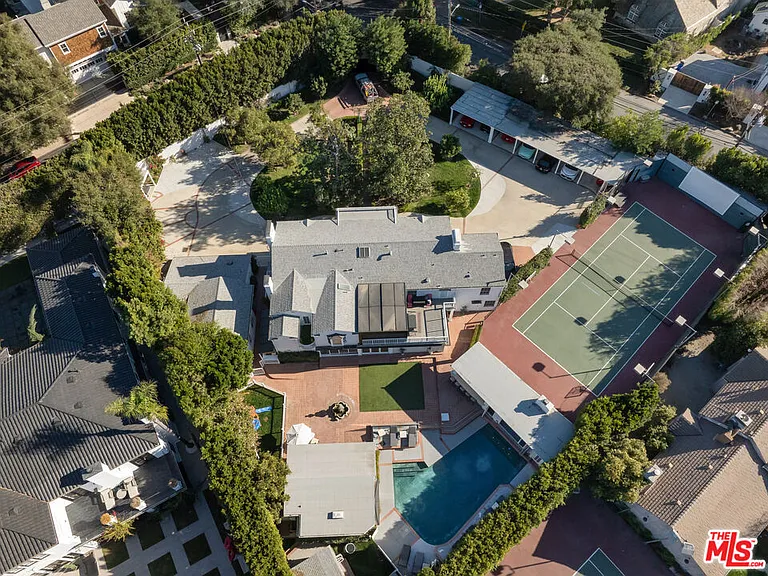 17503 Rancho St — Photo 31