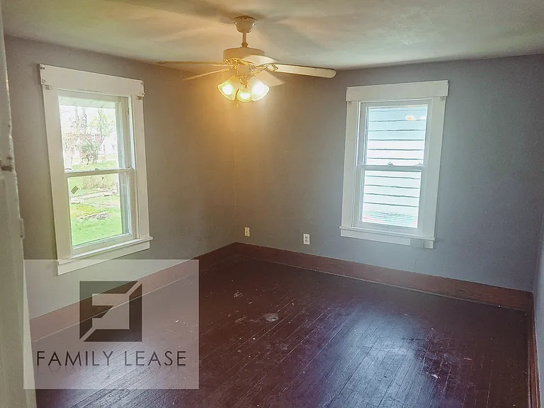 1100 Sherman Ave — Photo 15