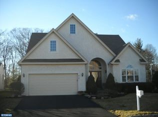 412 Homestead Cir, Warrington, PA 18976