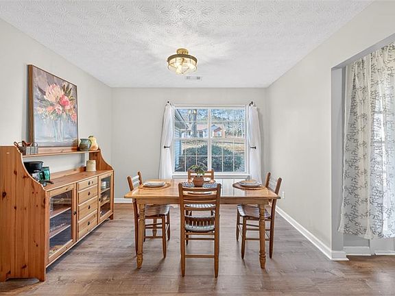 5th image of 3000 Amber Way