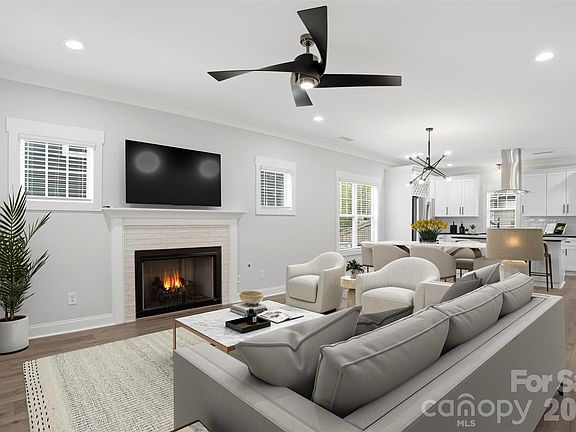 4th image of 302 Lima Ave