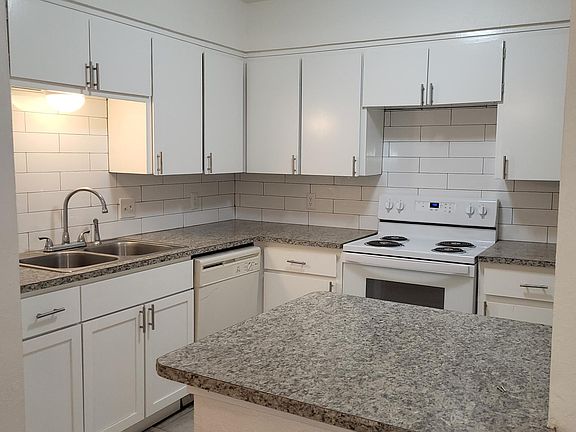 5th image of 7205 Lake Country Dr