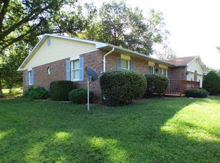 6 Woodmere Dr, Washington, IN