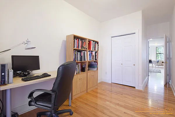 Rented by aptsandlofts.com | media 16