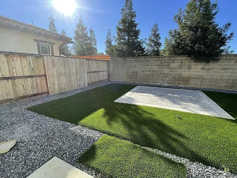 2744 Chardonnay Ln — Photo 16