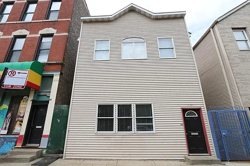 1940 S Carpenter St #1 Photo 1