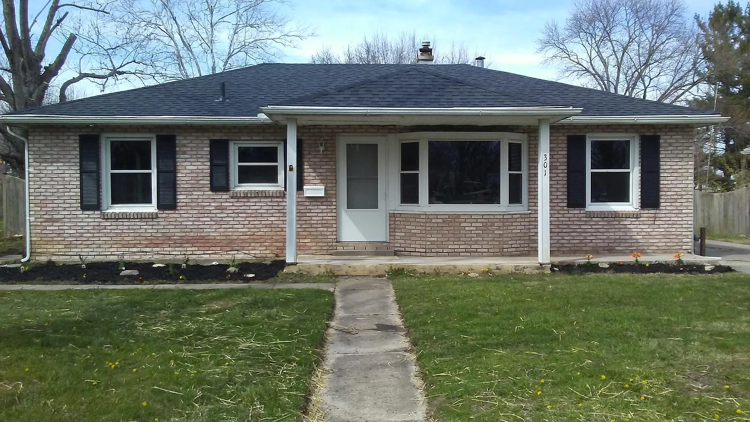 301 Wolf Ave photo 1