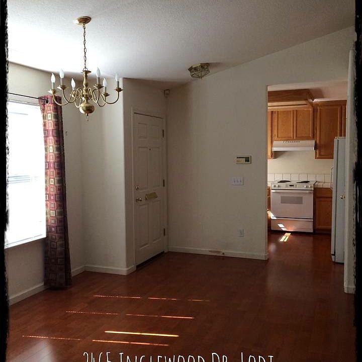 2nd image of 2465 Inglewood Dr